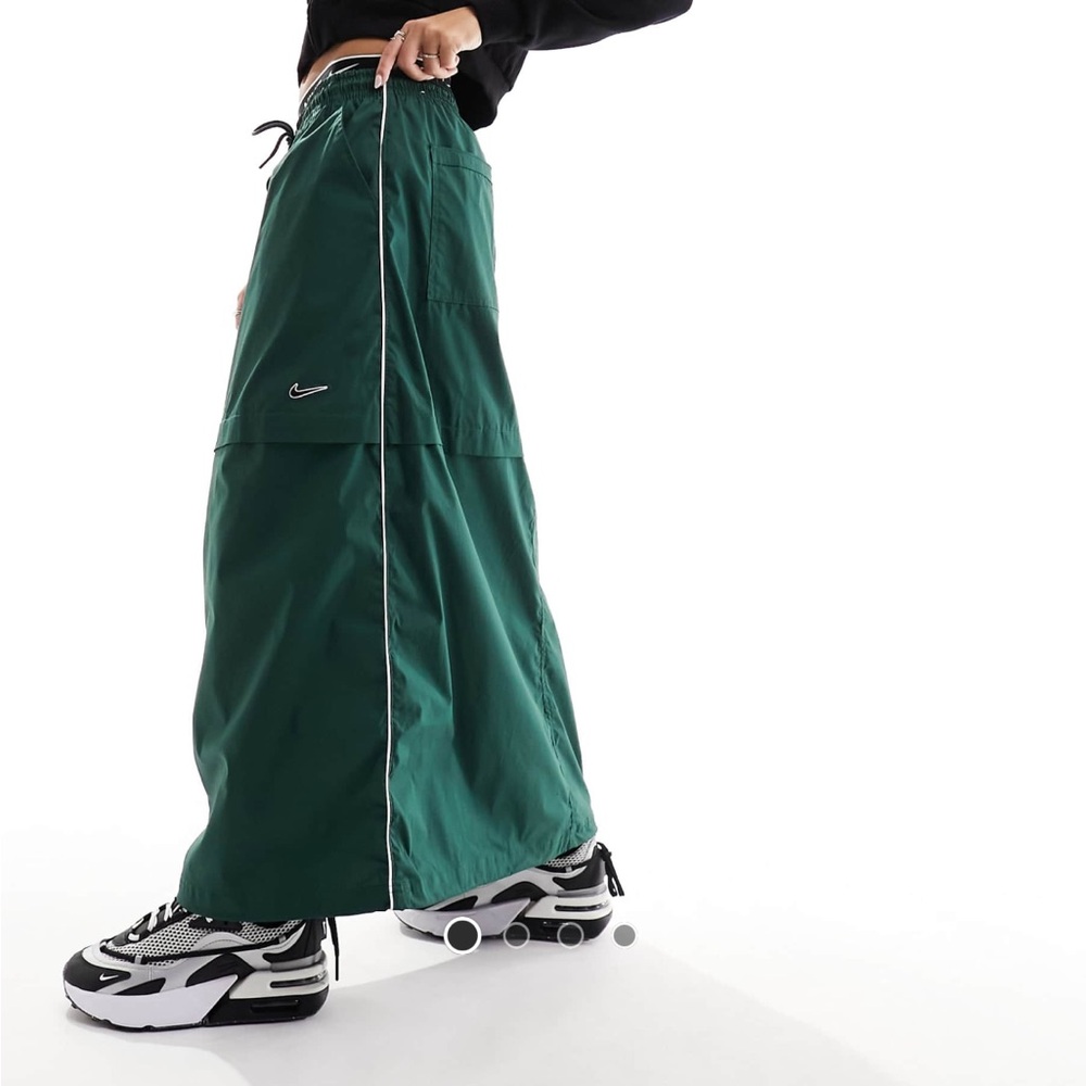 Nike Dark Green Sports Skirt XS RARE